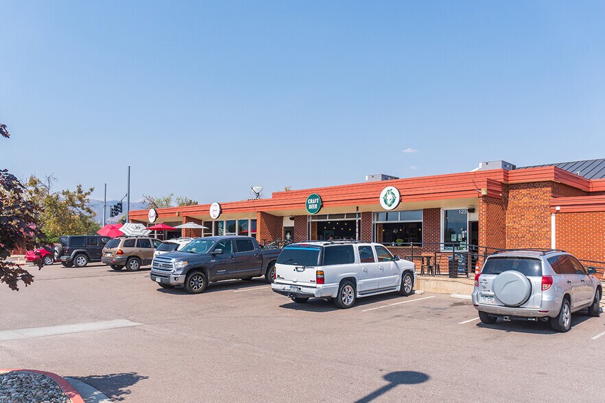 More Photos Of 2727 N Cascade Ave, Colorado Springs General Retail For Lease