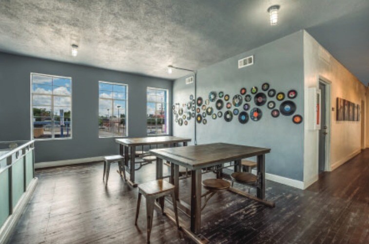 More Photos Of 4104-4118 Fannin St, Houston Storefront Retail Office For Lease