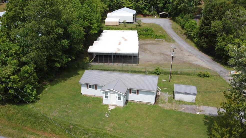 More Photos Of 2936 Hwy 175, Hayesville Specialty For Sale