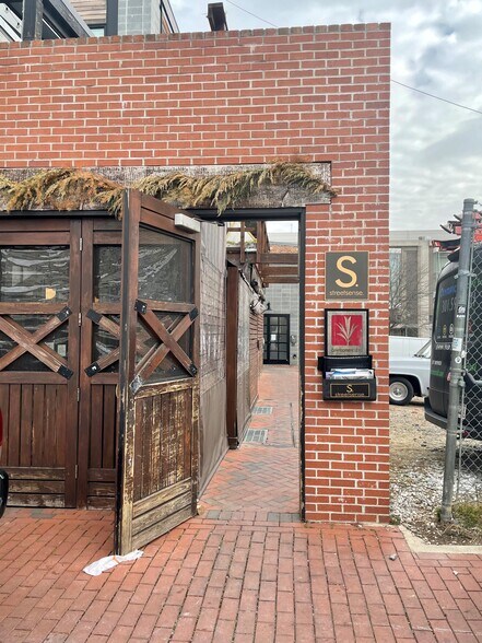 More Photos Of 1216-1226 9th St NW, Washington Storefront Retail Office For Sale