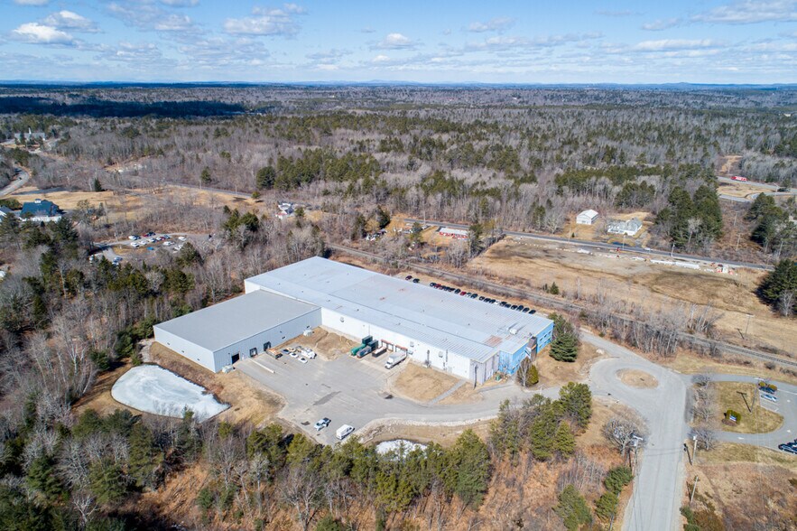 More Photos Of 43 Bibber Pky, Brunswick Manufacturing For Lease