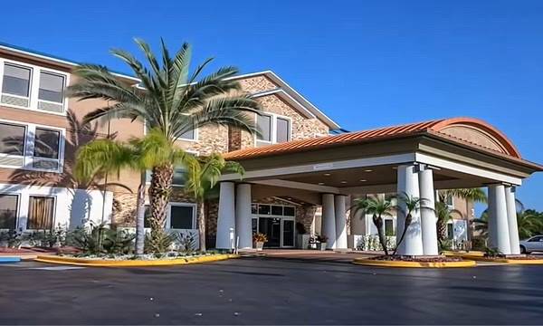 More Photos Of 90 Professional Blvd, Daytona Beach Hotel For Sale