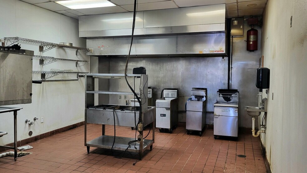 More Photos Of 1054 E Butler Rd, Greenville Storefront Retail Office For Lease