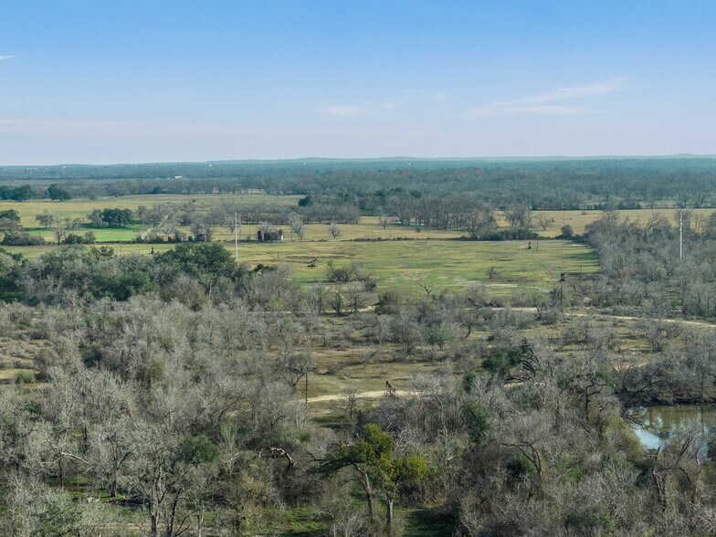 More Photos Of 1144 Treetop ln, Luling Land For Sale