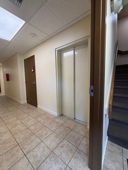 More Photos Of 1201 Grand Ave, Billings Office For Lease