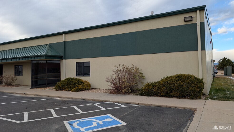 More Photos Of 14125-14133 Mead St, Longmont Flex For Lease