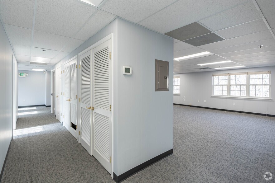 More Photos Of 7330-7370 Grace Dr, Columbia Office For Lease