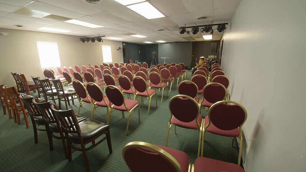 More Photos Of 3299 Northcrest Rd, Atlanta Office For Lease