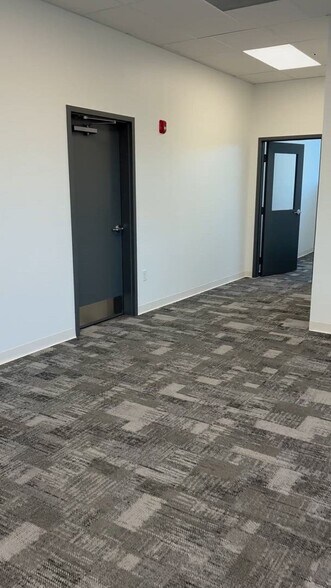 Primary Photo Of 200 Roosevelt Pl, Palisades Park Industrial For Sale