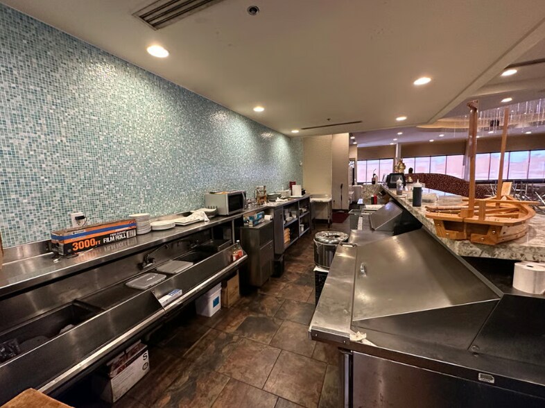 More Photos Of 4117 S National Ave, Springfield Restaurant For Sale