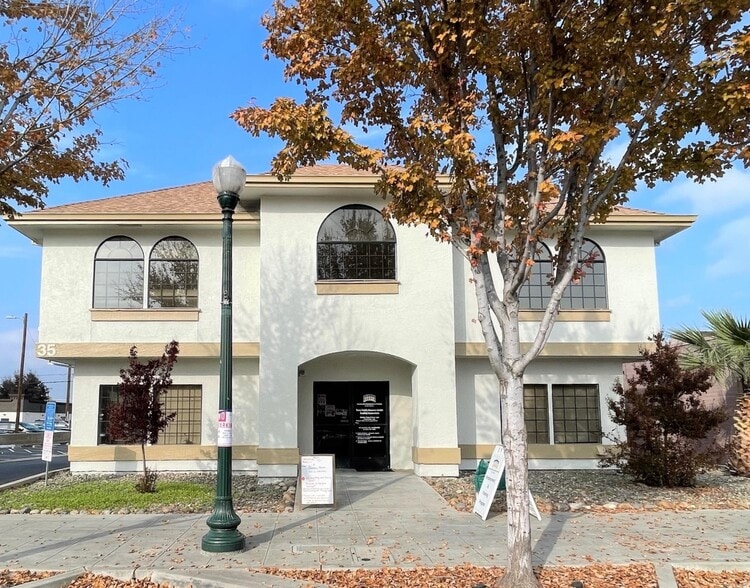 More Photos Of 35 E 10th St, Tracy Office For Lease