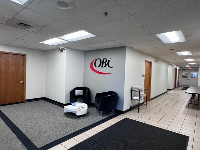 More Photos Of 510 N Pearl St, Macomb Industrial For Sale