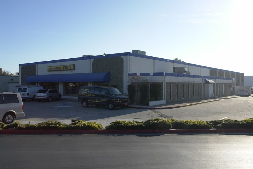 More Photos Of 3981-3983 1st St, Livermore Warehouse For Lease