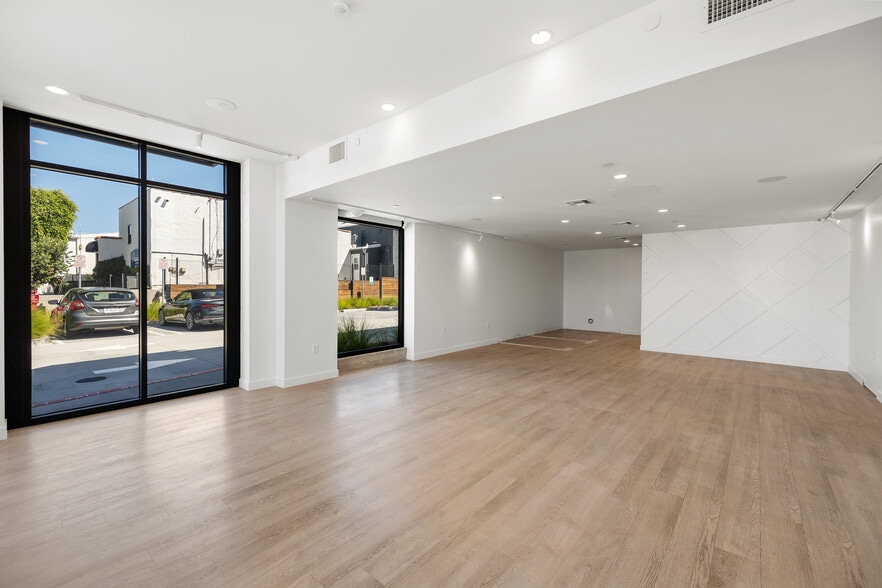 More Photos Of 330 S Cedros Ave, Solana Beach Apartments For Lease