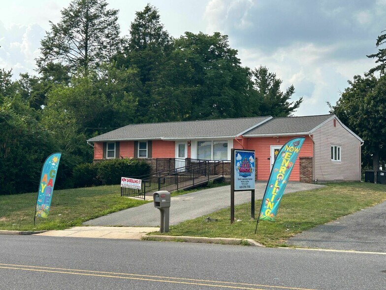 More Photos Of 509A Madison Ave, Reading Daycare Center For Sale