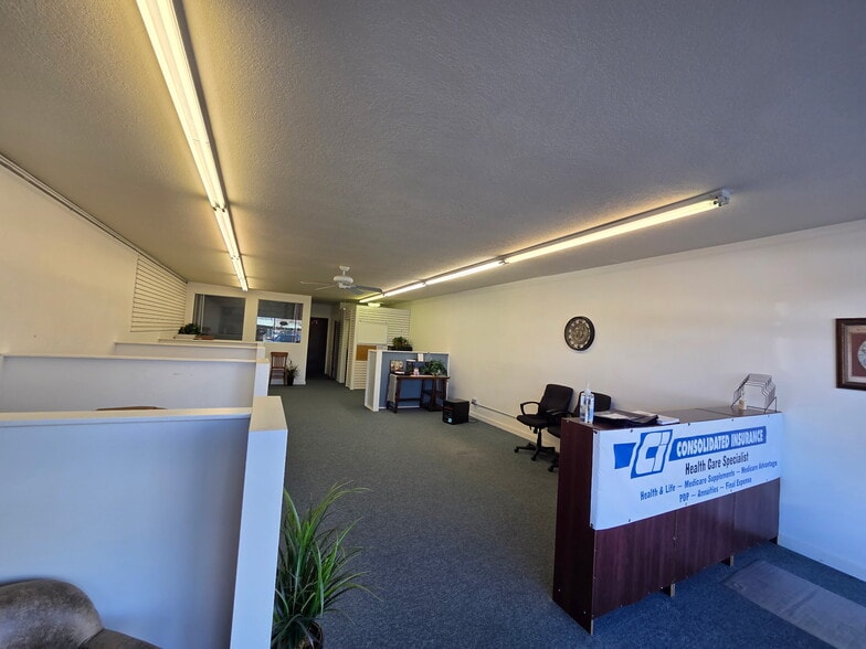 More Photos Of 1050 14th Ave, Longview General Retail For Lease