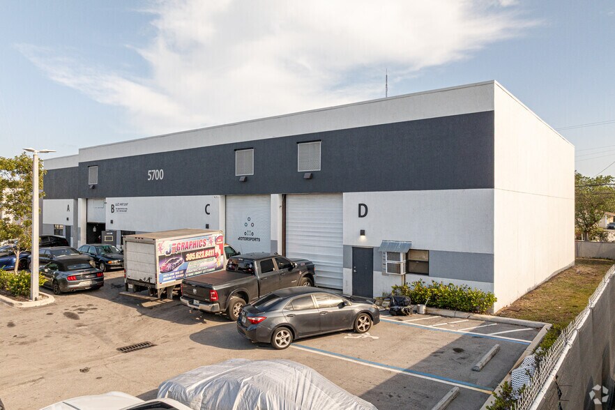 Primary Photo Of 5700 SW 25th St, West Park Warehouse For Lease