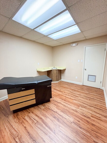 More Photos Of 115 S Munford St, Covington Medical For Sale