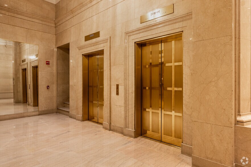 More Photos Of 217 Broadway, New York Loft Creative Space For Lease