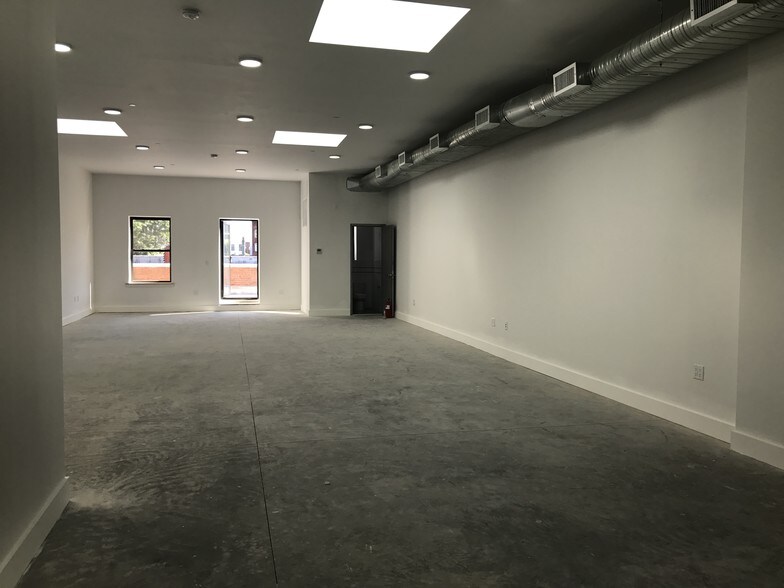 More Photos Of 147 11th St, Brooklyn Office For Lease