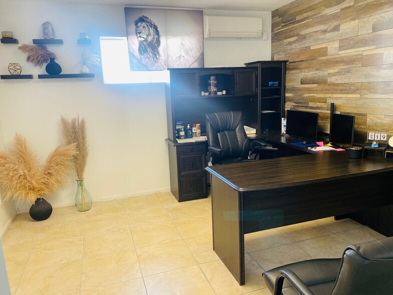 More Photos Of 1825 E 21st St, Merced Office For Lease