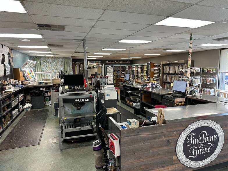 More Photos Of 1446-1450 Montgomery Hwy, Vestavia Hls, Vestavia Hills Freestanding For Lease