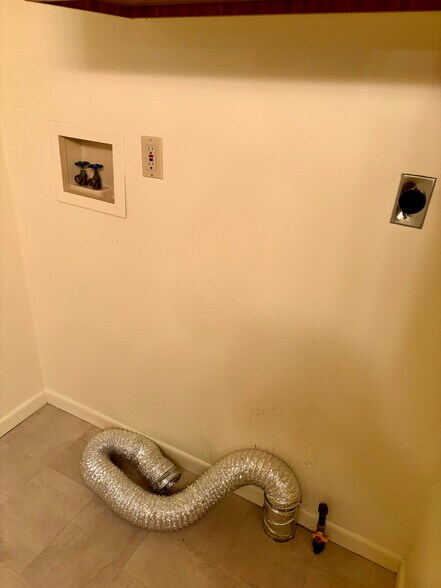 More Photos Of 521 S Emmett St, Virden Manufactured Housing Mobile Home Park For Sale