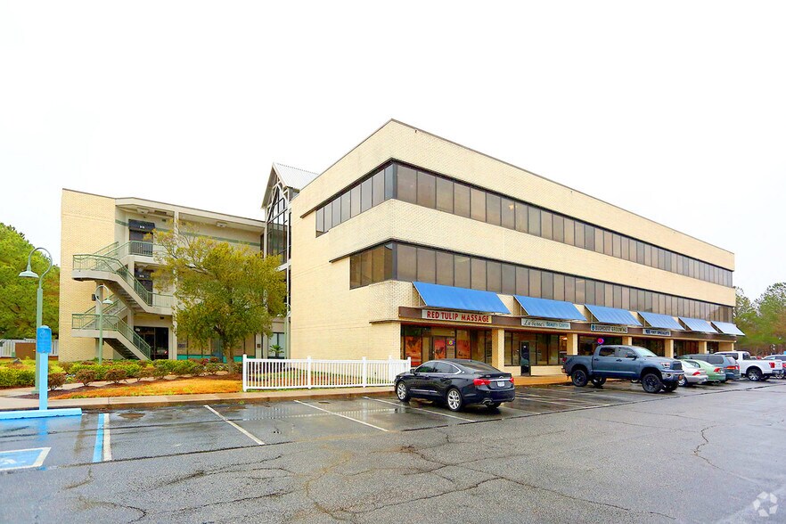 More Photos Of 6477 College Park Sq, Virginia Beach Office For Sale