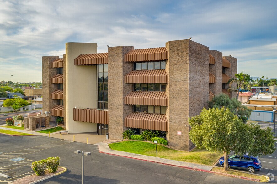 More Photos Of 5040 N 15th Ave, Phoenix Medical For Lease