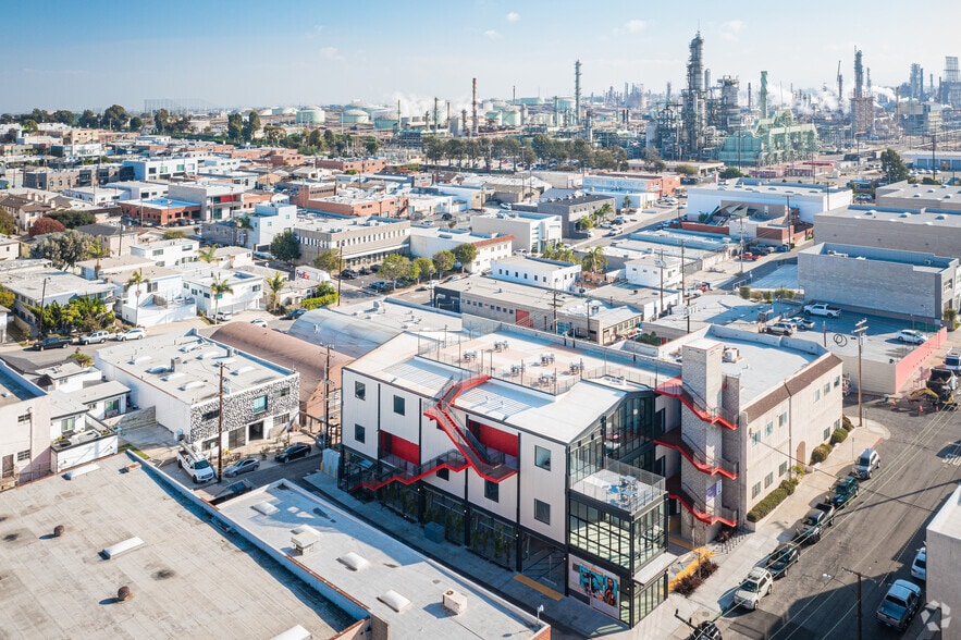 More Photos Of 212 Eucalyptus Dr, El Segundo Office For Lease