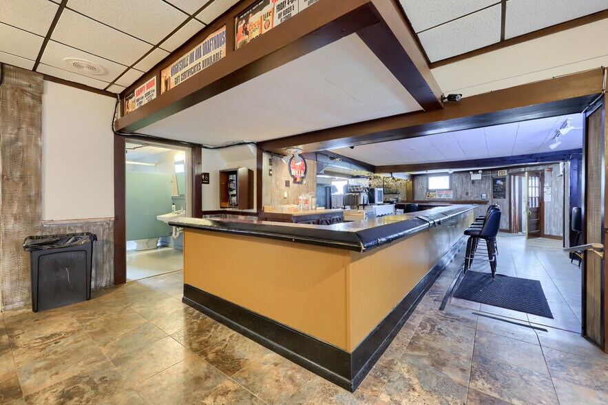 More Photos Of 601 S Front St, Wrightsville Specialty For Sale