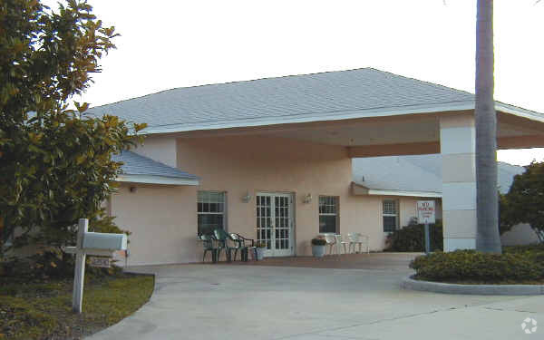 Primary Photo Of 11290 Walsingham Rd, Largo Assisted Living For Sale