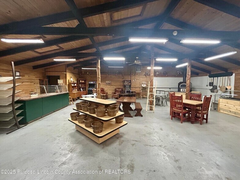 More Photos Of 616 Sudderth Dr, Ruidoso General Retail For Sale