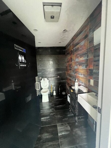 More Photos Of 2913 US 130, Delran Auto Dealership For Sale