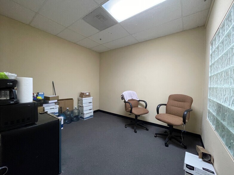 More Photos Of 3338 N Texas St, Fairfield Freestanding For Lease