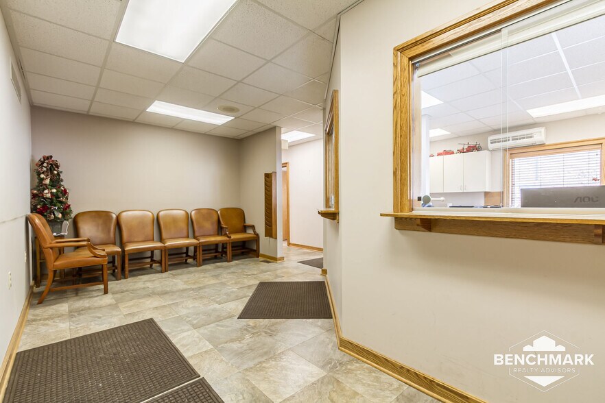 More Photos Of 199 Parrish St, Canandaigua Medical For Sale