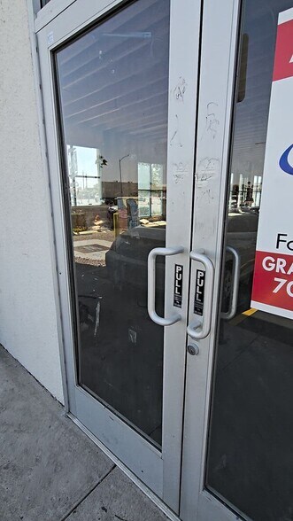 Primary Photo Of 3993 S Maryland Pky, Las Vegas Freestanding For Lease