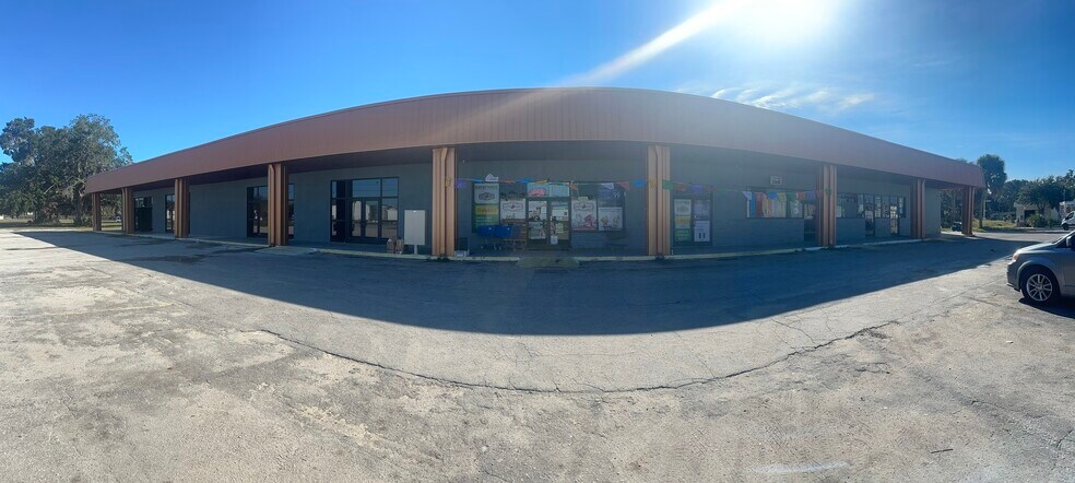 More Photos Of 749 S Central Ave, Umatilla Unknown For Lease