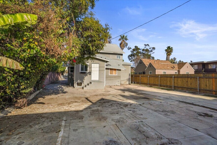 More Photos Of 140 S Avenue 58, Los Angeles Apartments For Sale