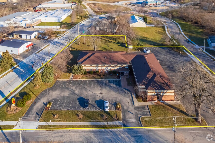 More Photos Of 917 E Milwaukee St, Whitewater Hotel For Sale