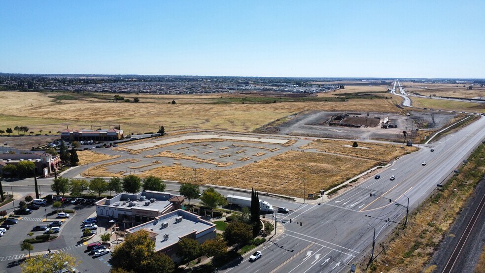 More Photos Of Hwy 65 & Sterling Pky, Lincoln Land For Sale