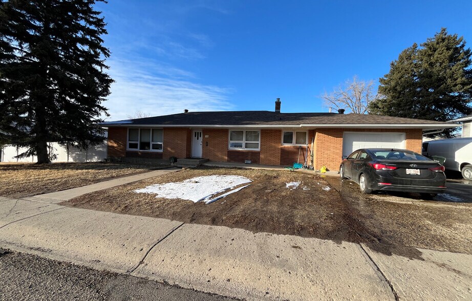 More Photos Of 101 6 St SE, Medicine Hat Religious Facility For Lease