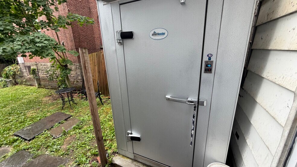 More Photos Of 77-83 N 4th St, Easton Apartments For Lease