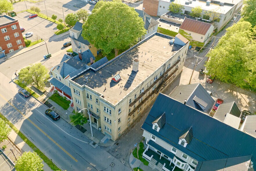 More Photos Of 357 Alexander St, Rochester Apartments For Sale