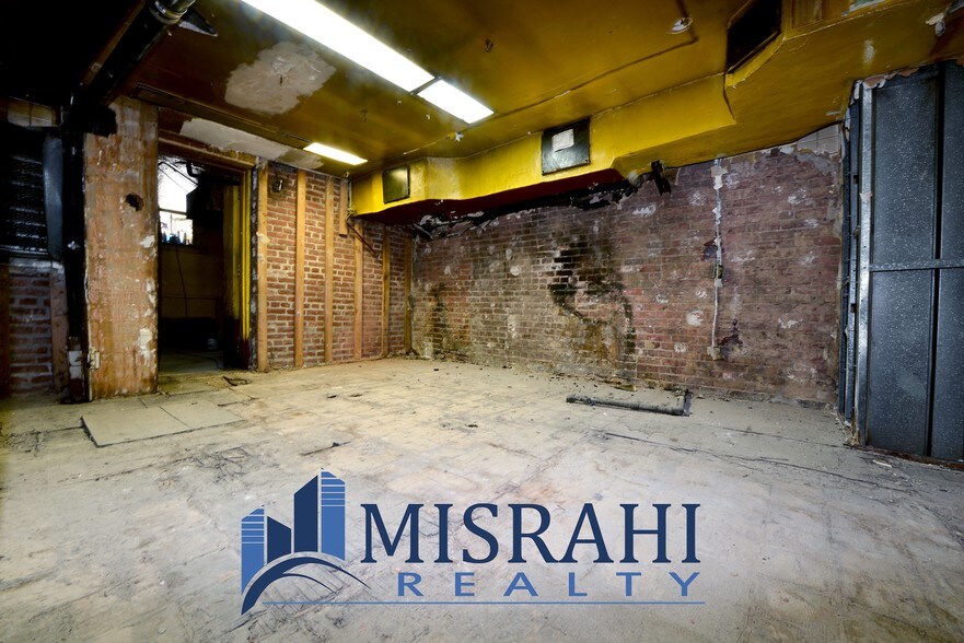 More Photos Of 334 E 6th St, New York Apartments For Lease