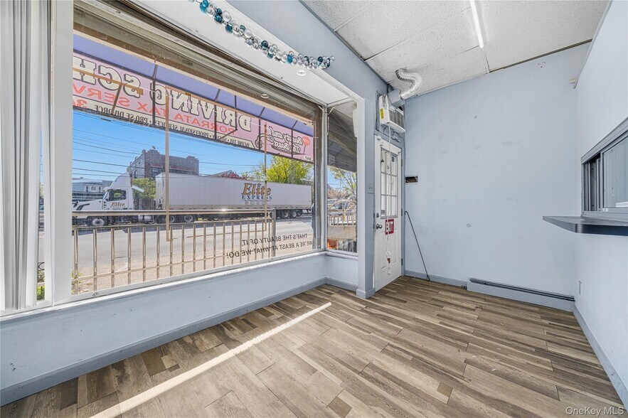 More Photos Of 847 Castle Hill Ave, Bronx Storefront Retail Residential For Sale