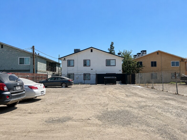 More Photos Of 1316 E California Ave, Bakersfield Apartments For Sale