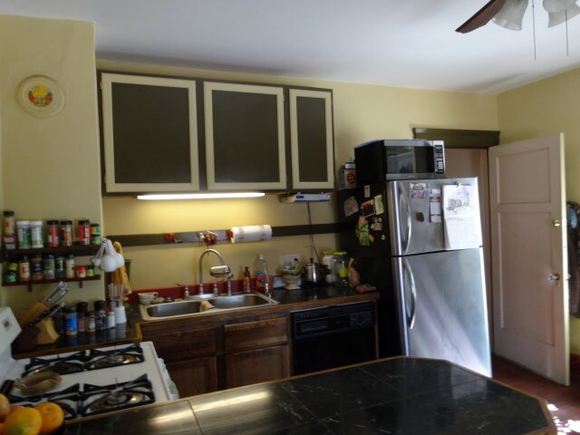 More Photos Of 3401 Douglas Ave, Racine Storefront Retail Residential For Sale