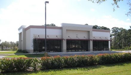 More Photos Of 2751 NW Mall Cir, Jensen Beach Department Store For Sale