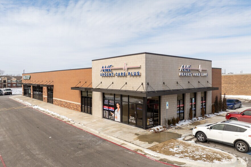 Primary Photo Of 812 W Tucson St, Broken Arrow General Retail For Sale